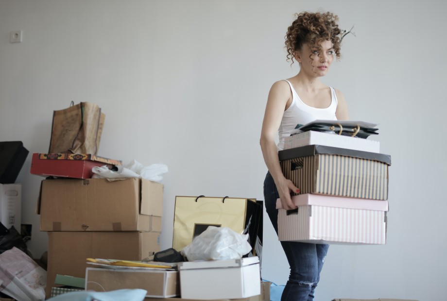 8+1-Ways-to De-Clutter-Your-Home.jpg
