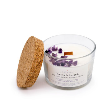 Vela vegetal perfumada hecha a mano Campos de Lavanda con amatista.